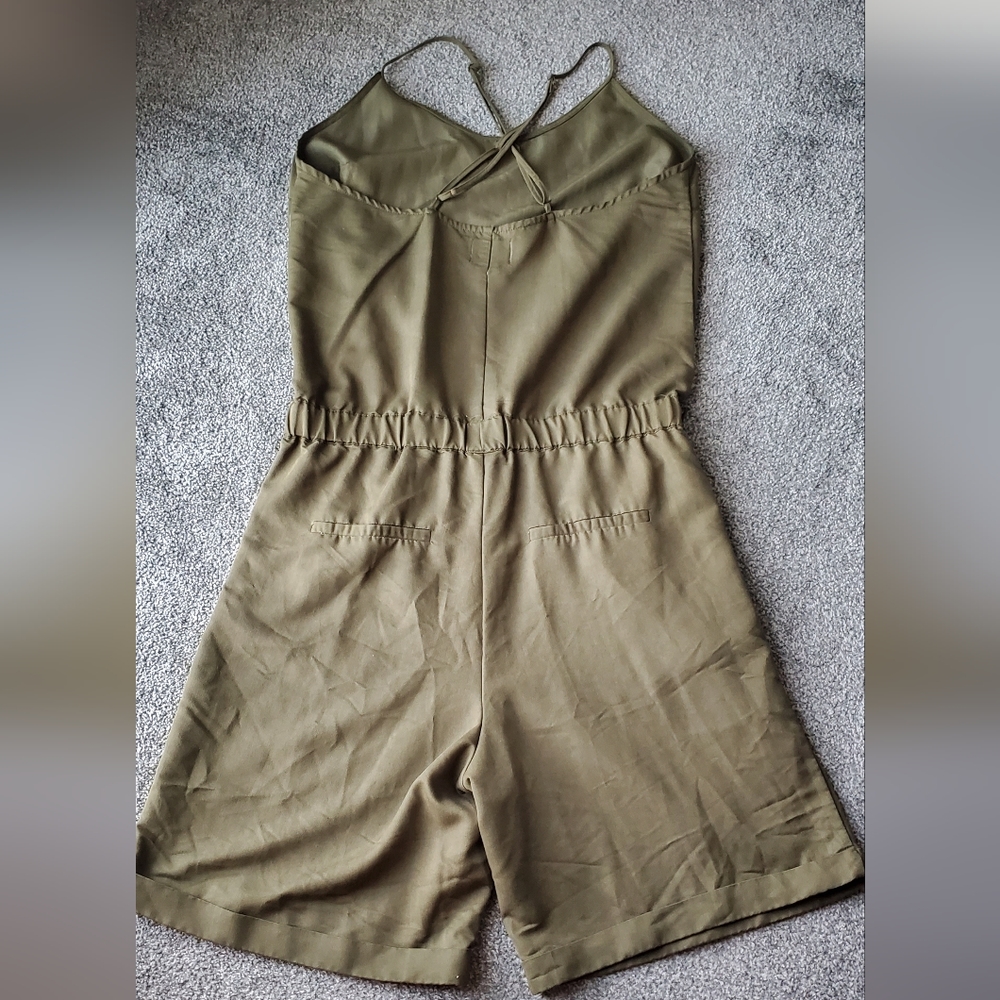 Romper - Picture 4 of 4